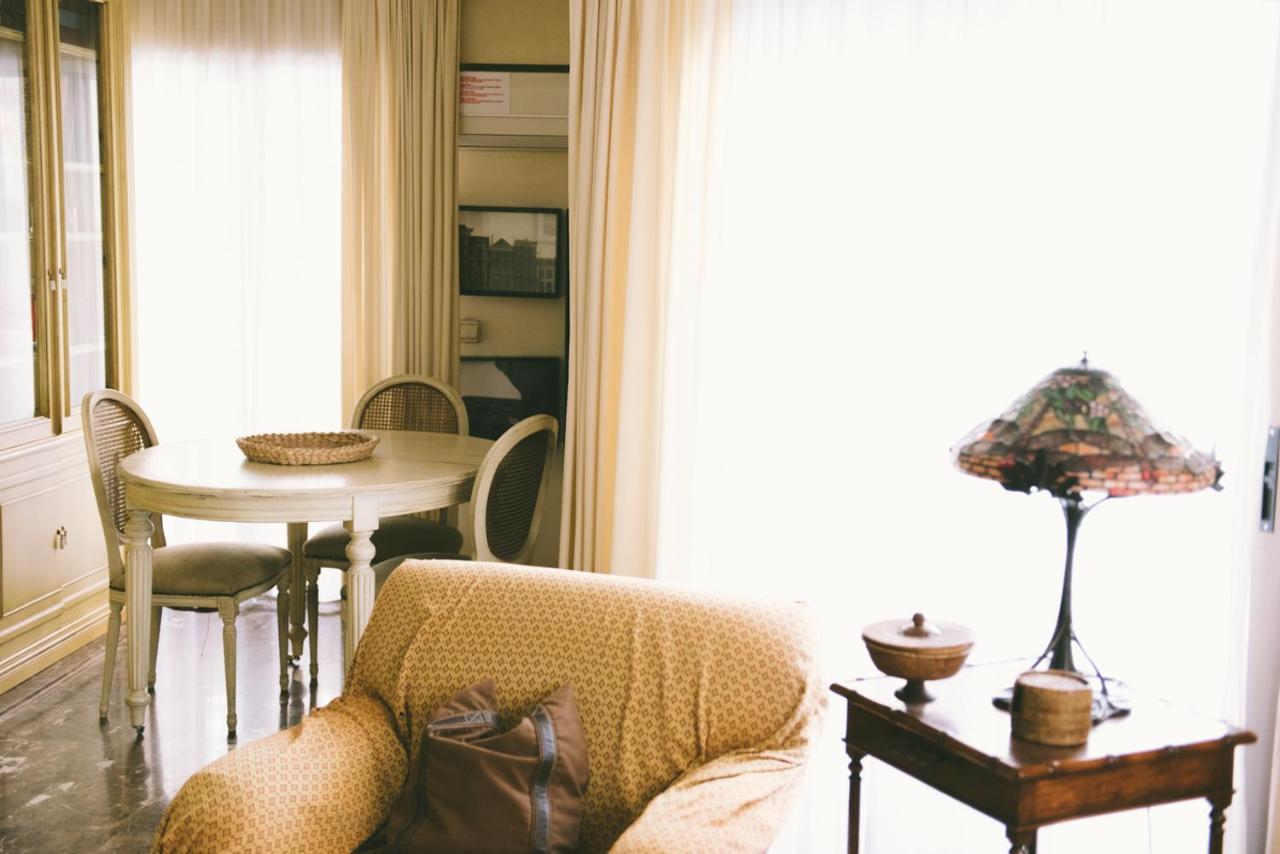 Bright Apartment In The City Center Alicante Bagian luar foto