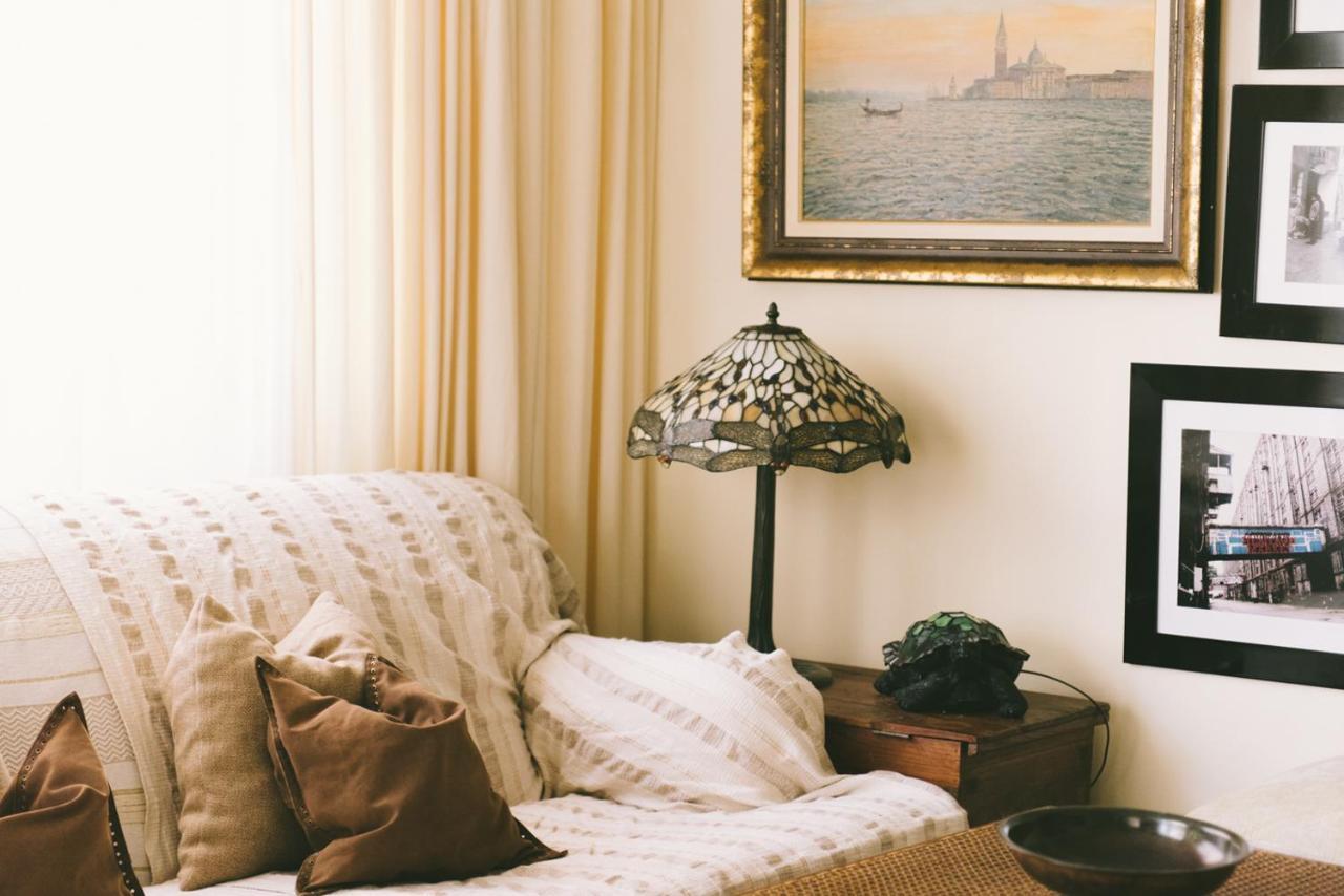 Bright Apartment In The City Center Alicante Bagian luar foto