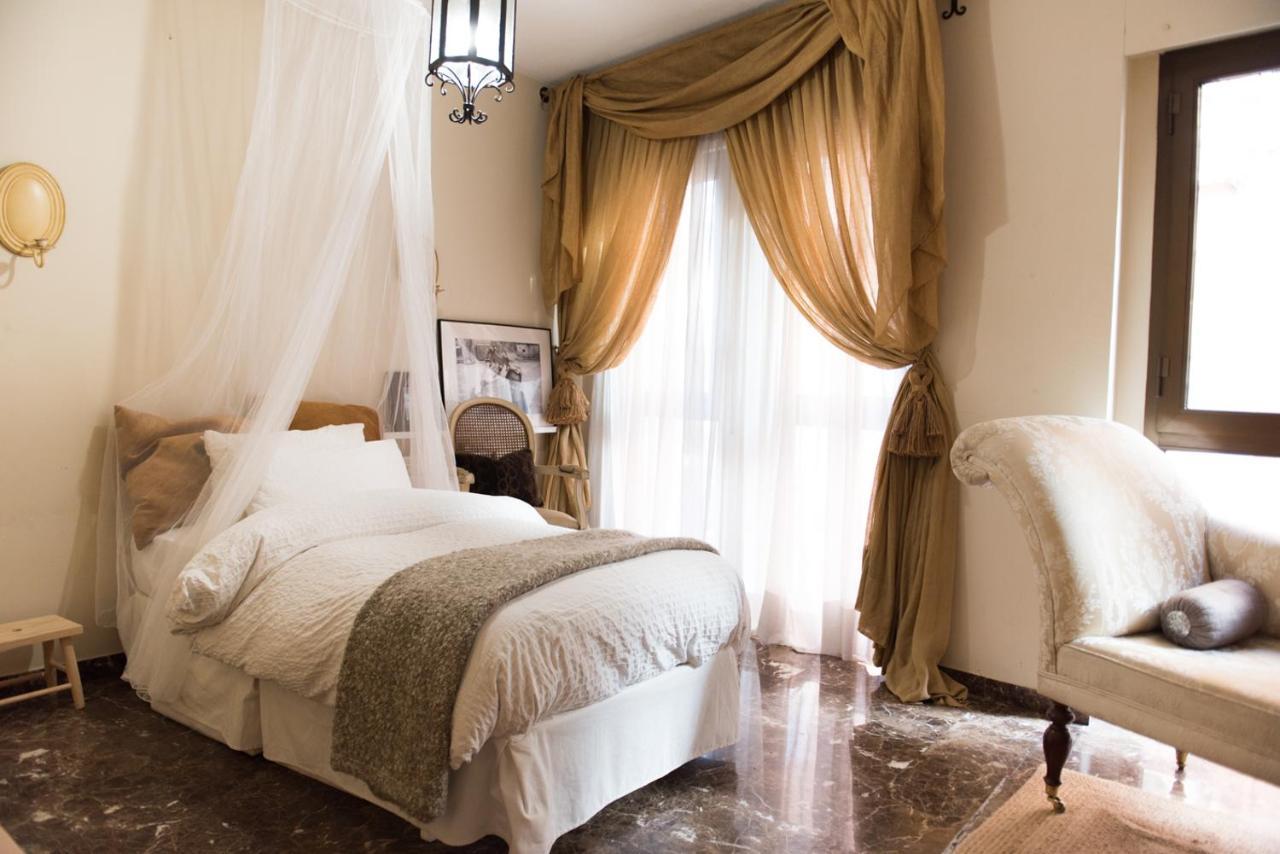 Bright Apartment In The City Center Alicante Bagian luar foto