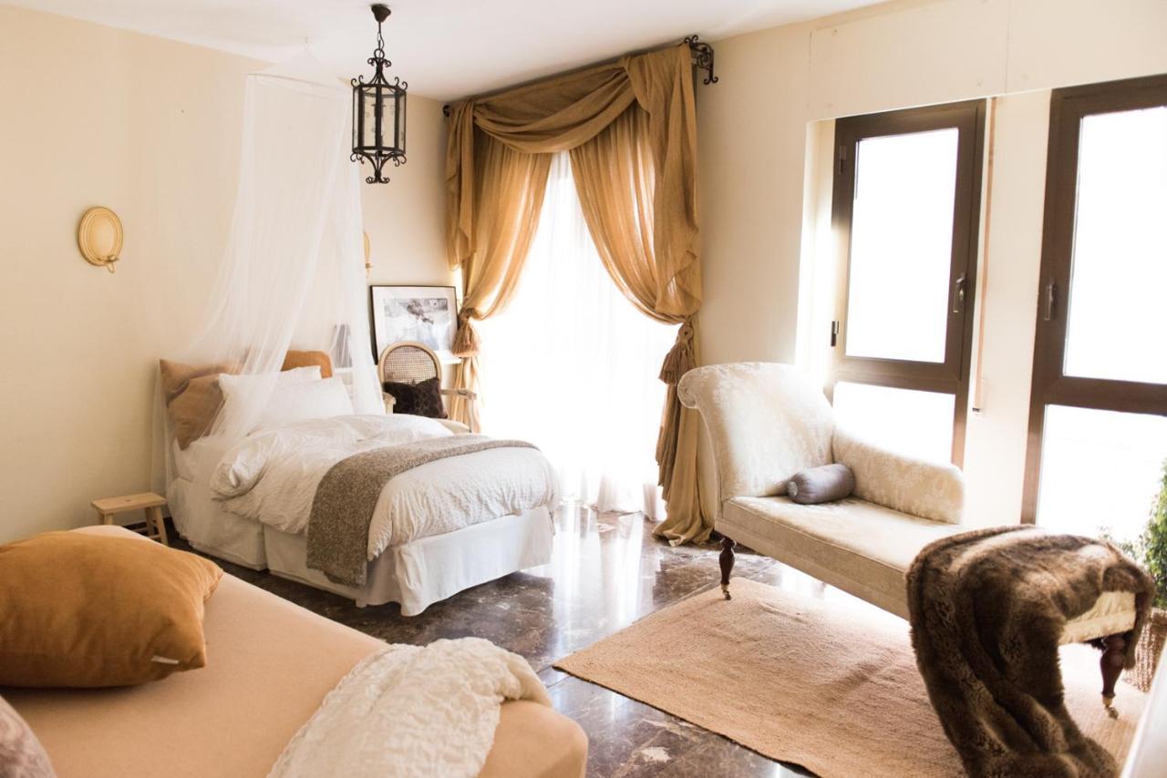 Bright Apartment In The City Center Alicante Bagian luar foto