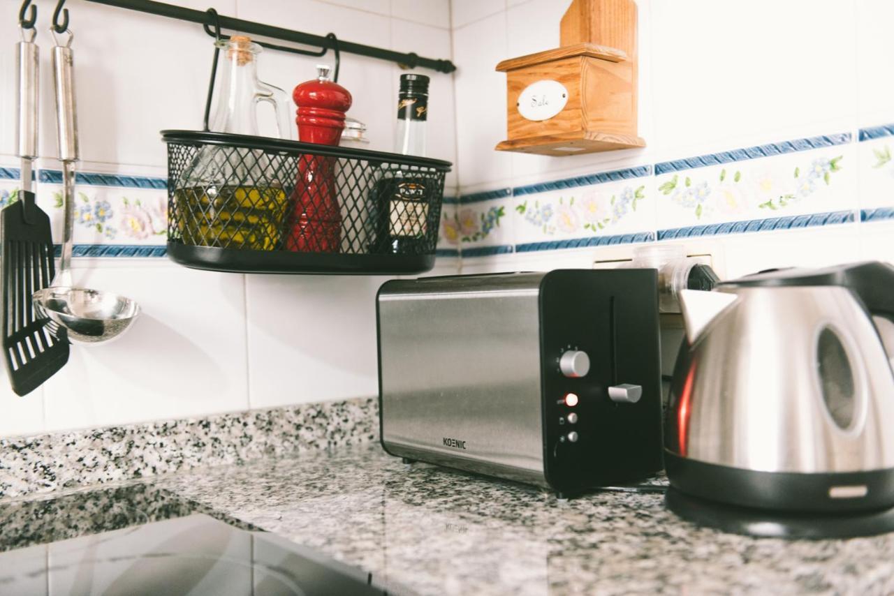 Bright Apartment In The City Center Alicante Bagian luar foto